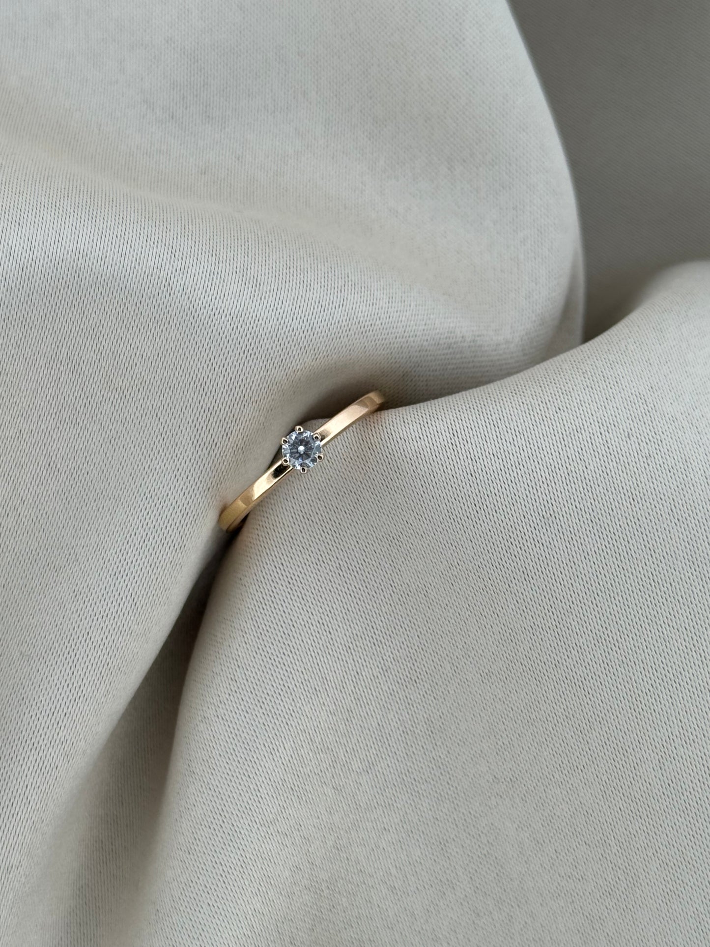 Rebecka 0.20 ct