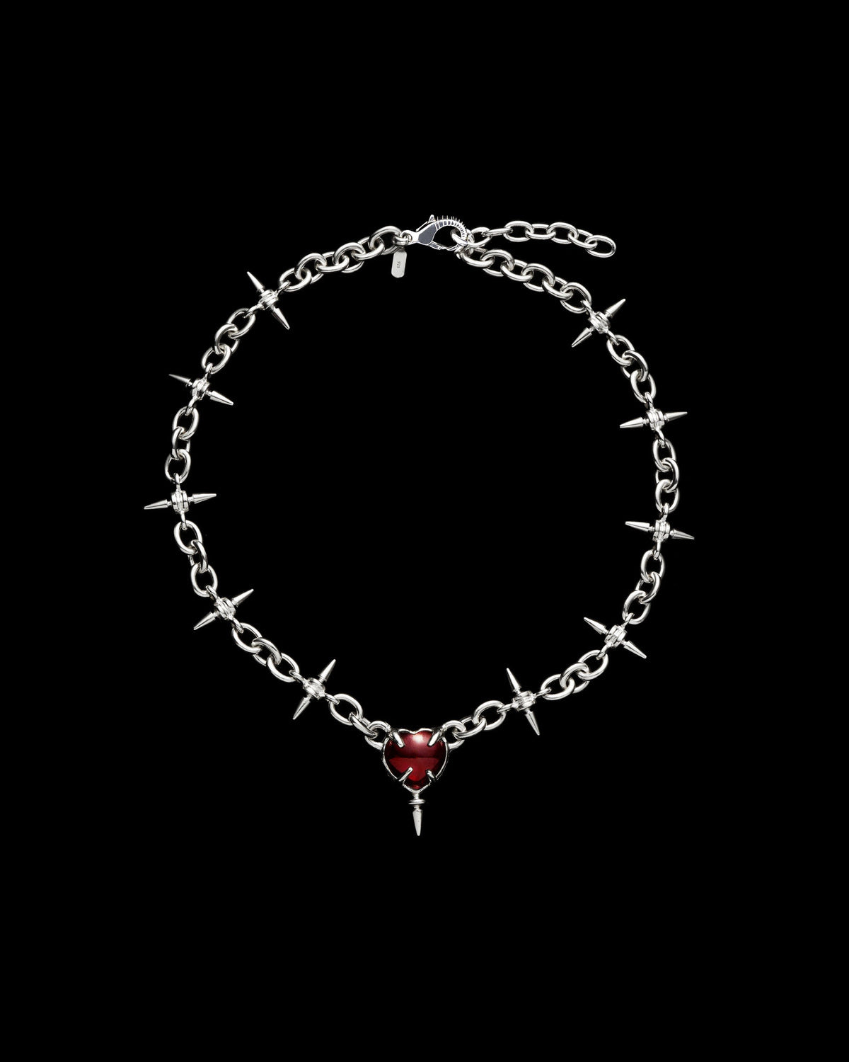 THE QUEEN´S NECKLACE