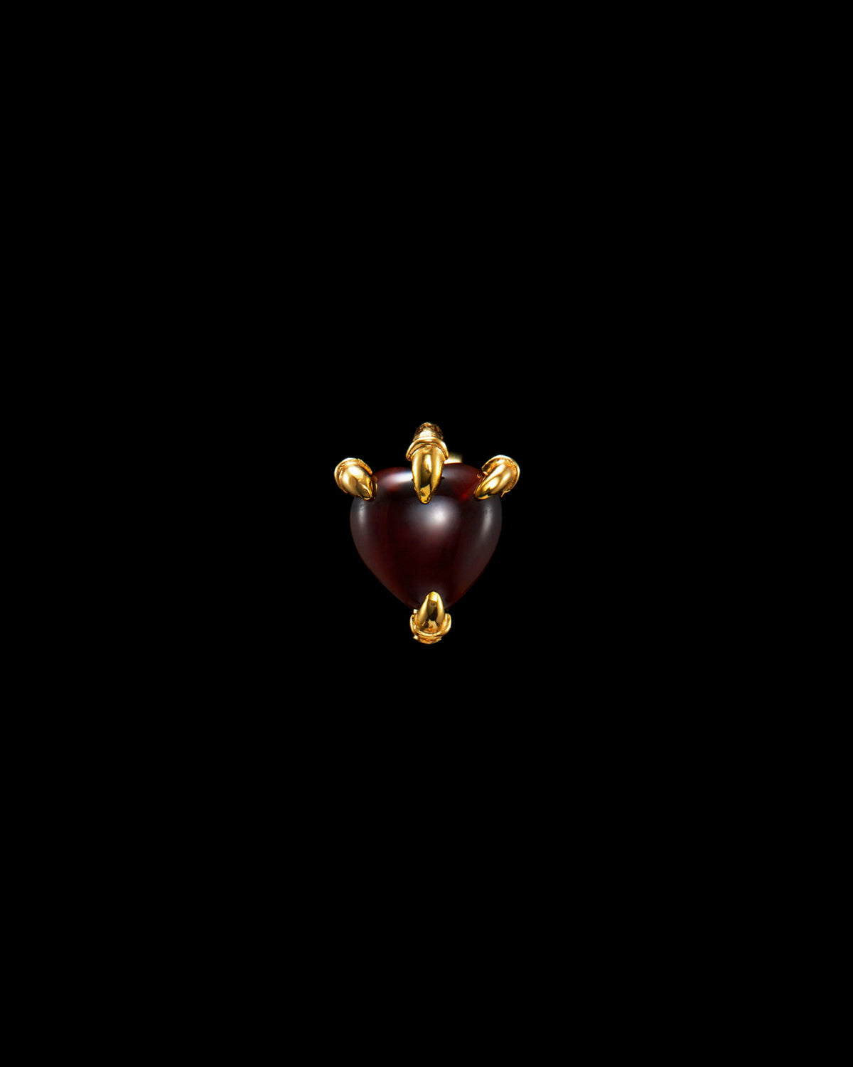CLAW STUD