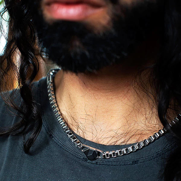 Juno Golden Necklace