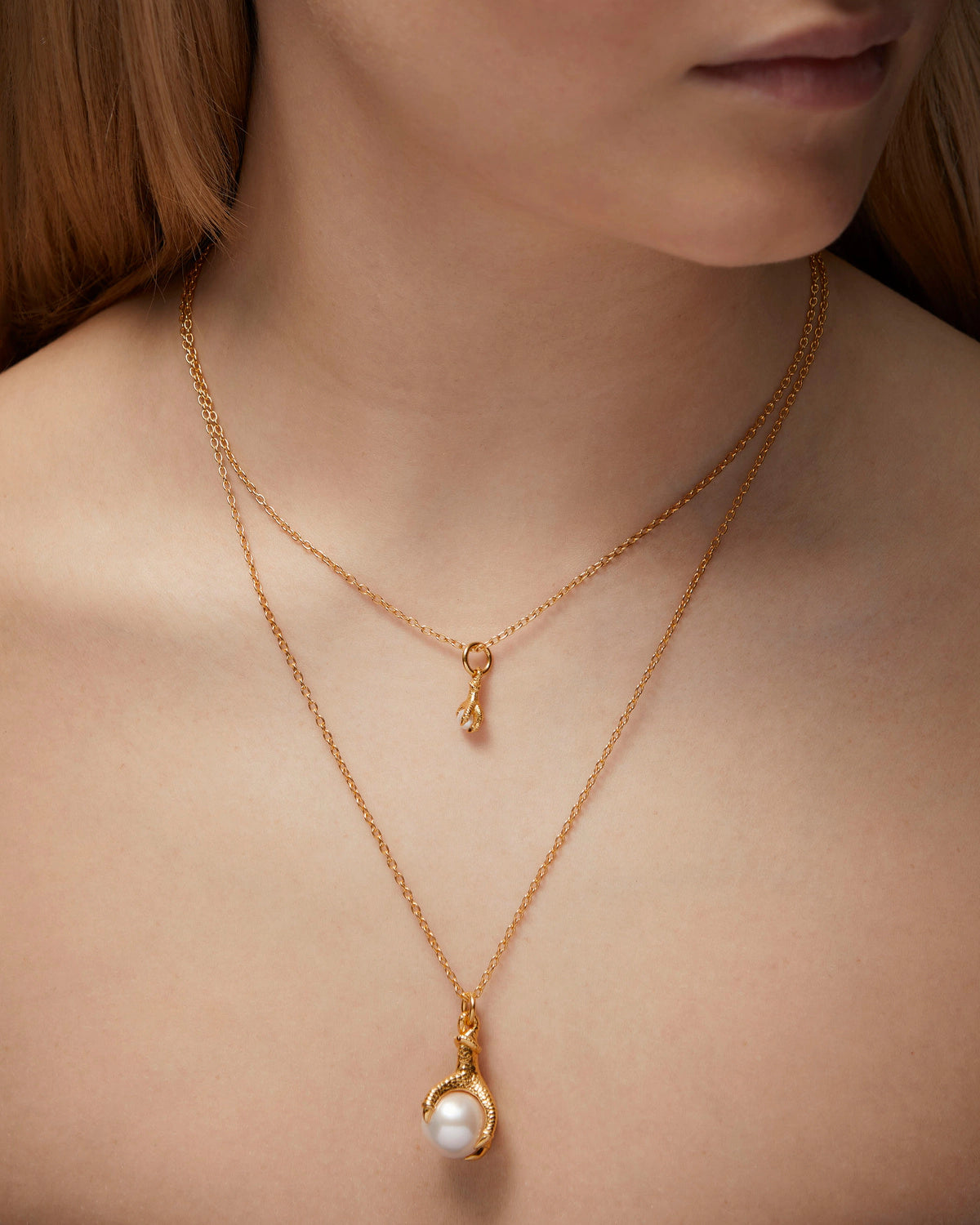 TINY CLAW PEARL NECKLACE