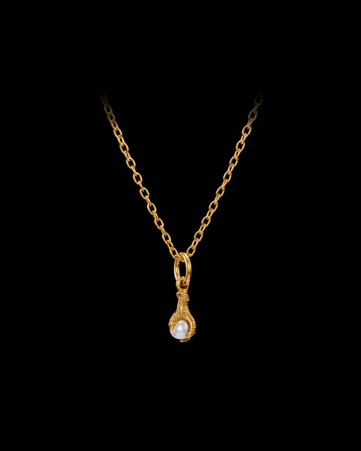 TINY CLAW PEARL NECKLACE