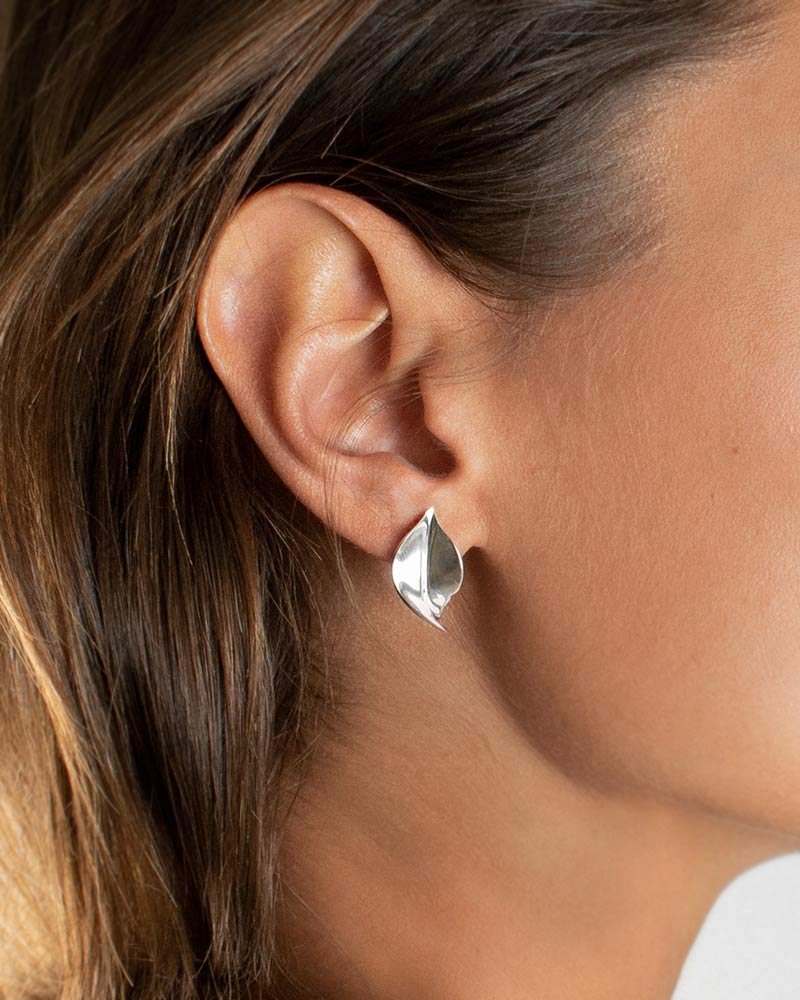 BOTANICA STUDS