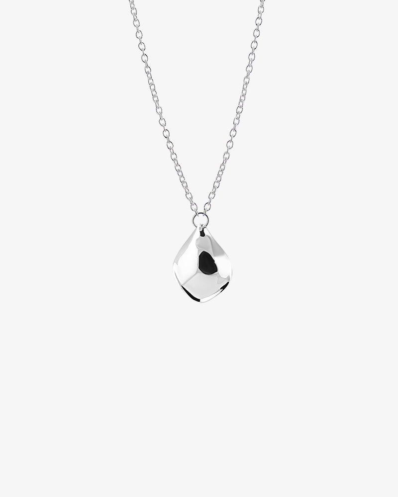 Gaias Grace Single necklace