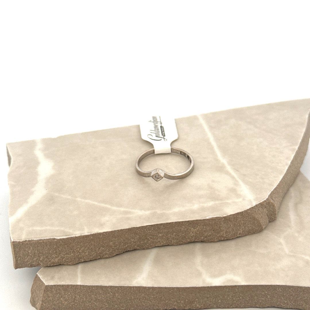 Second hand . Ring - stl. 17.0