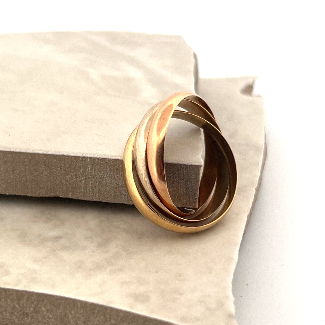 Second hand . Ring - stl. 16.75