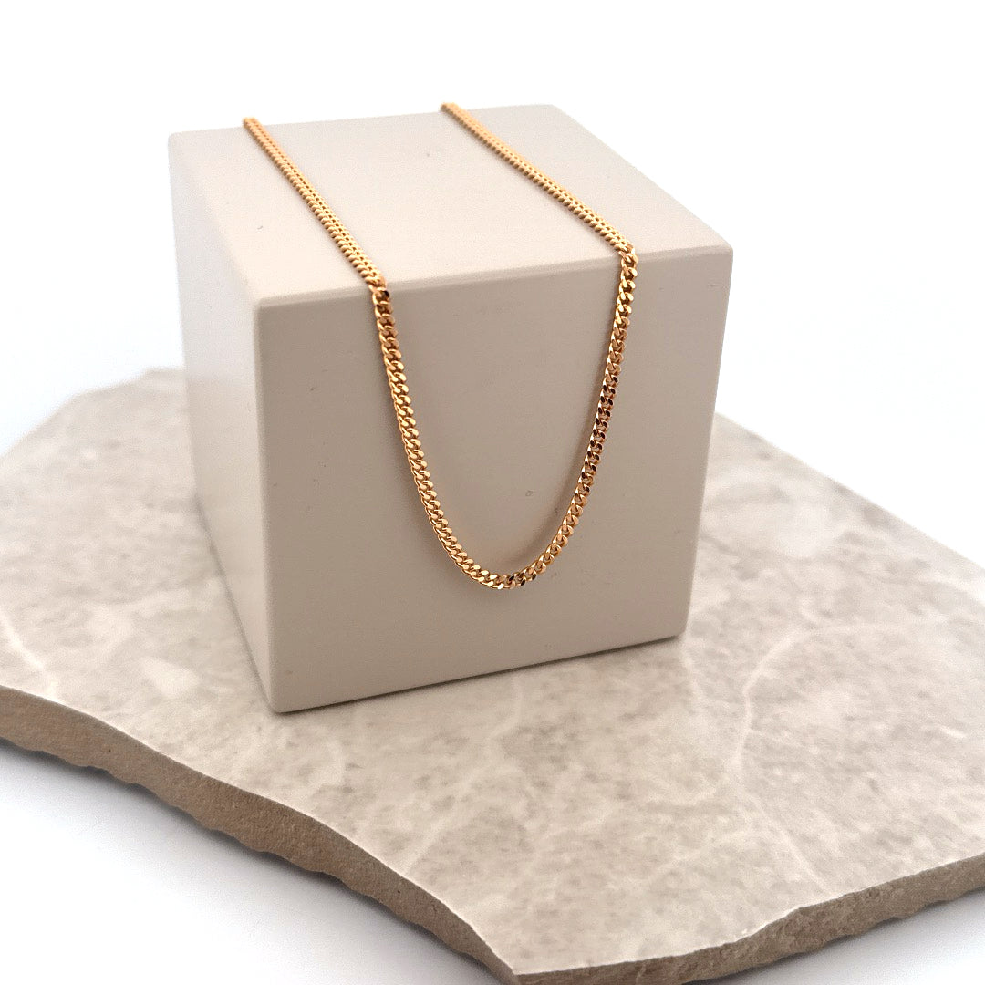 Second hand . Halsband - 45 cm