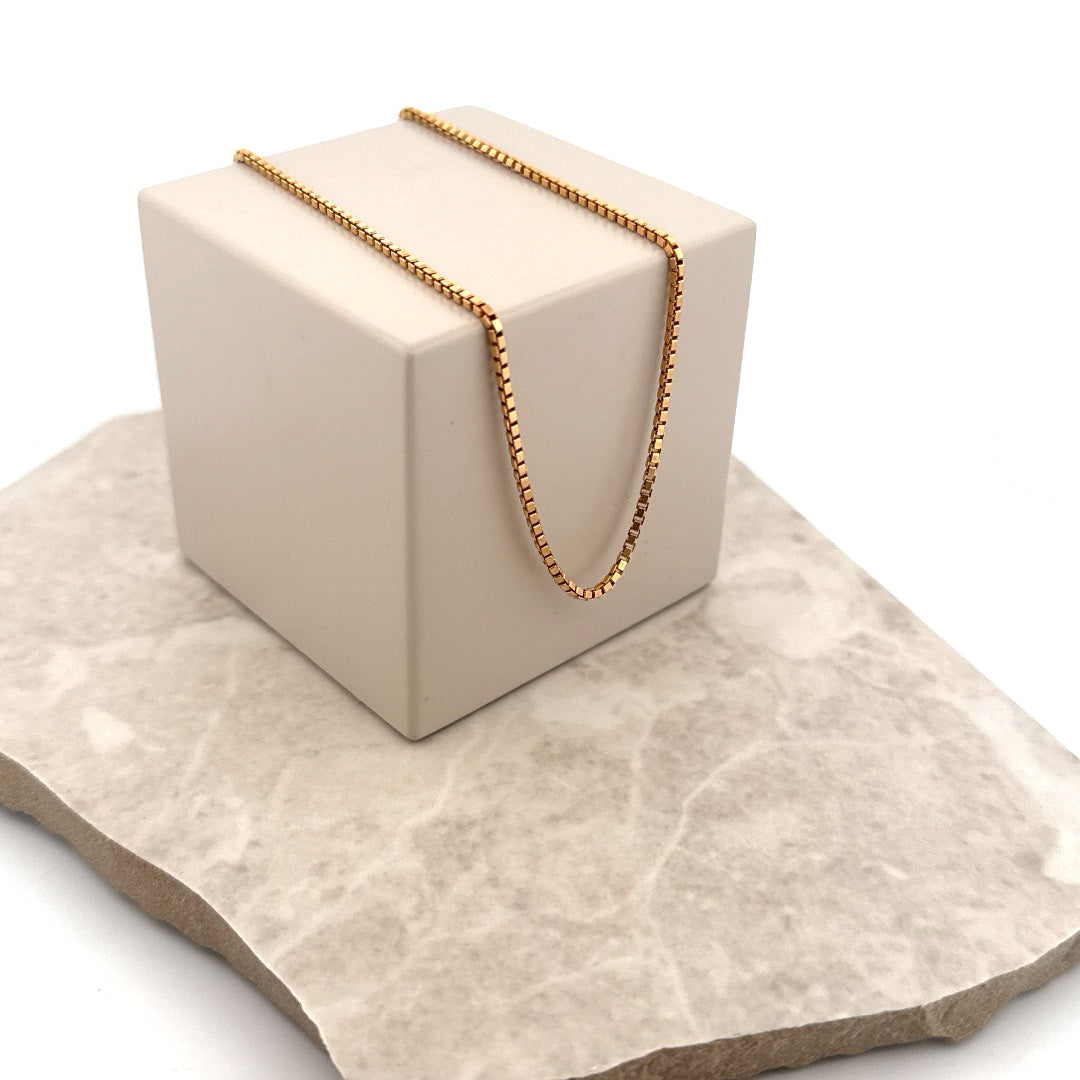 Second hand . Halsband - 45 cm