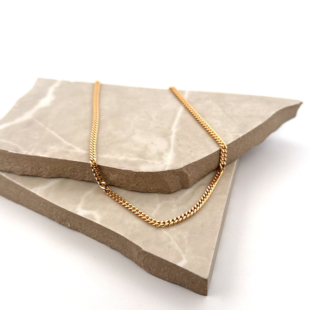 Second hand . Halsband - 45 cm