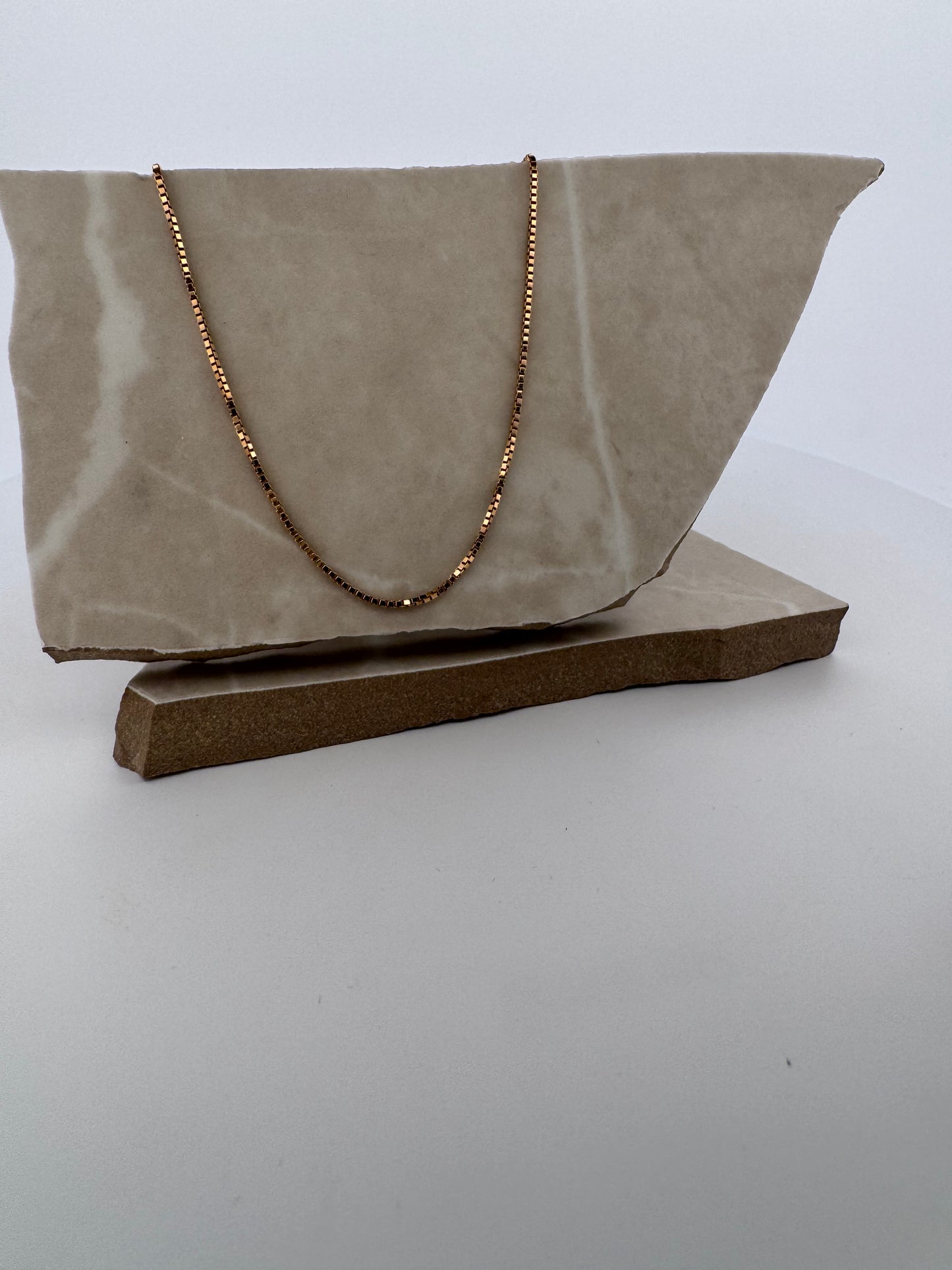 Second hand . Halsband - 45cm