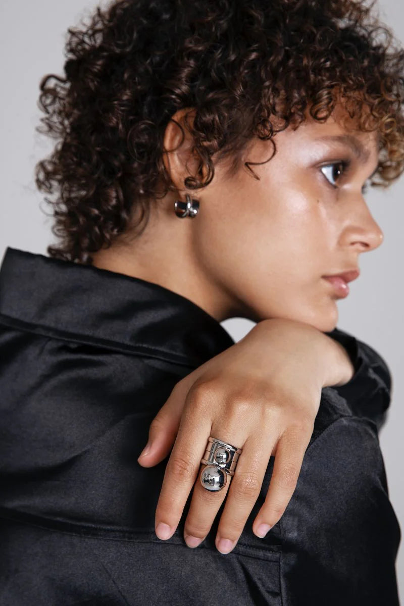 Satellite R7 Ring