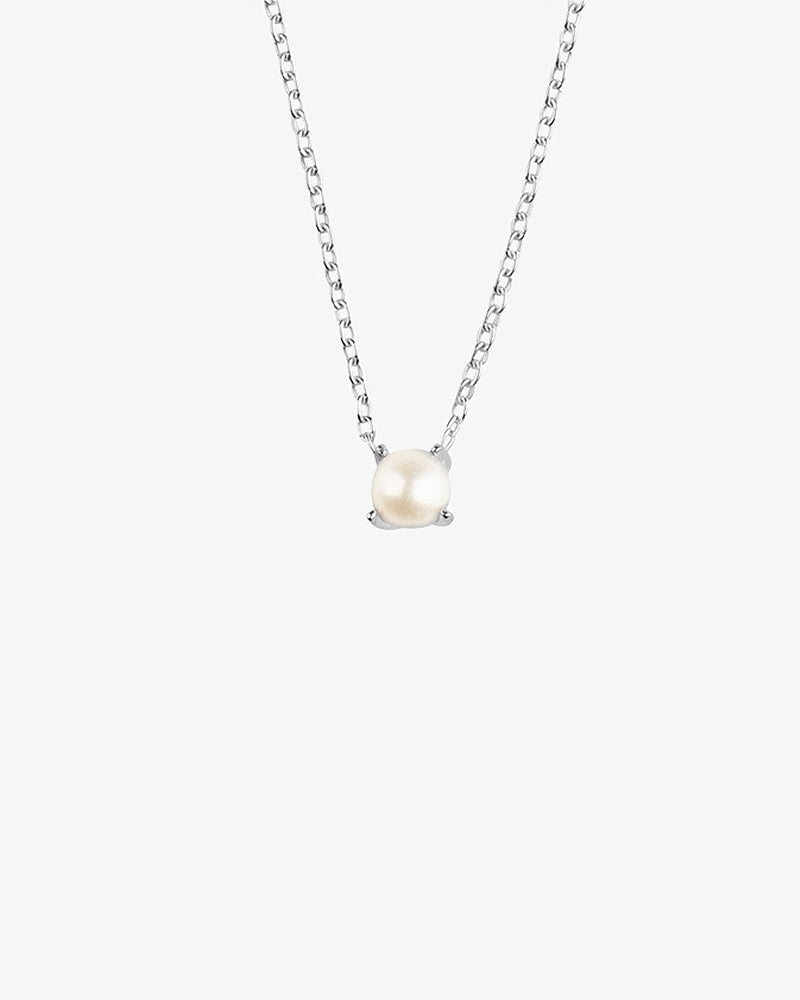 Petite Pearl necklace