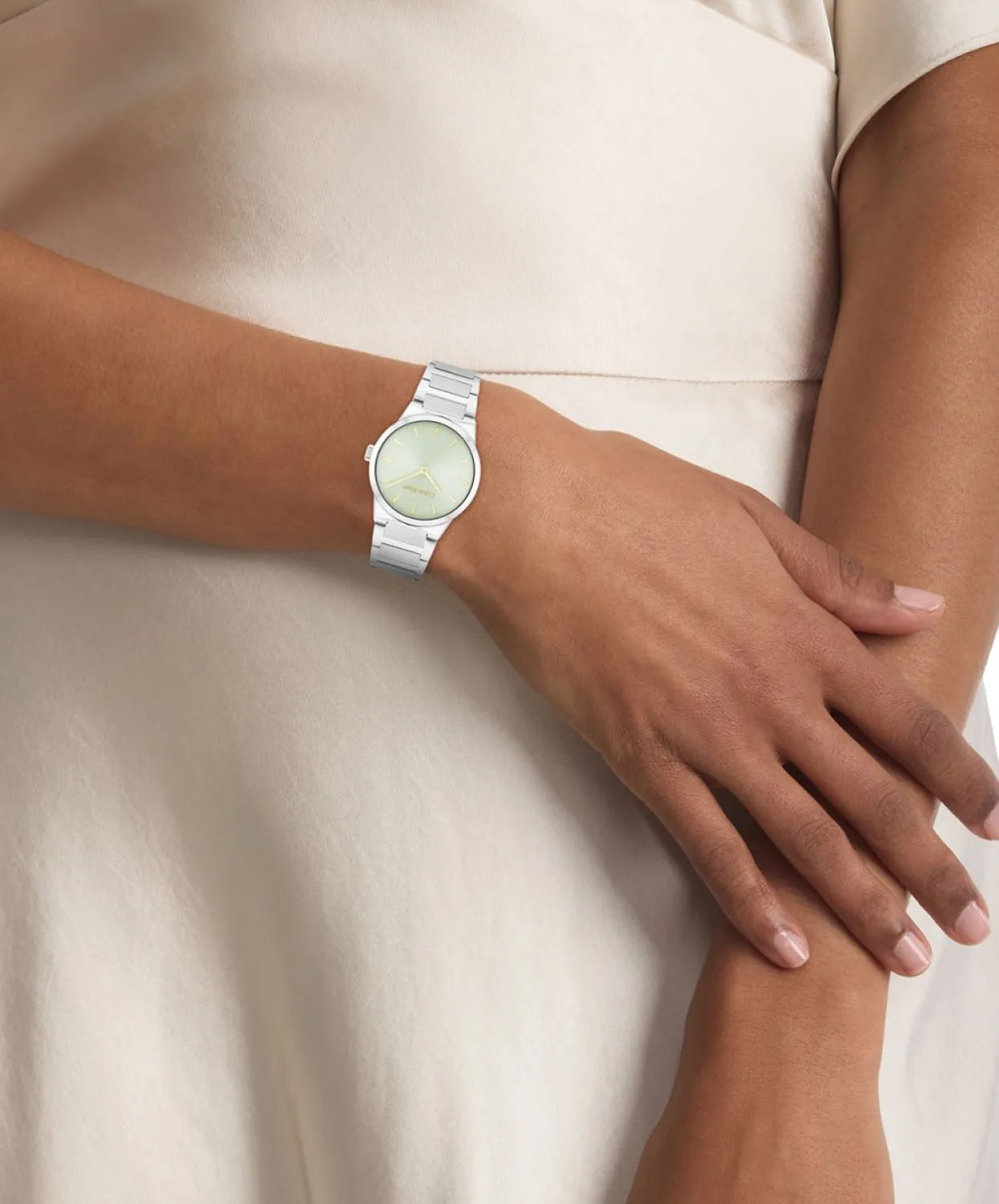 CALVIN KLEIN Linear Elegance