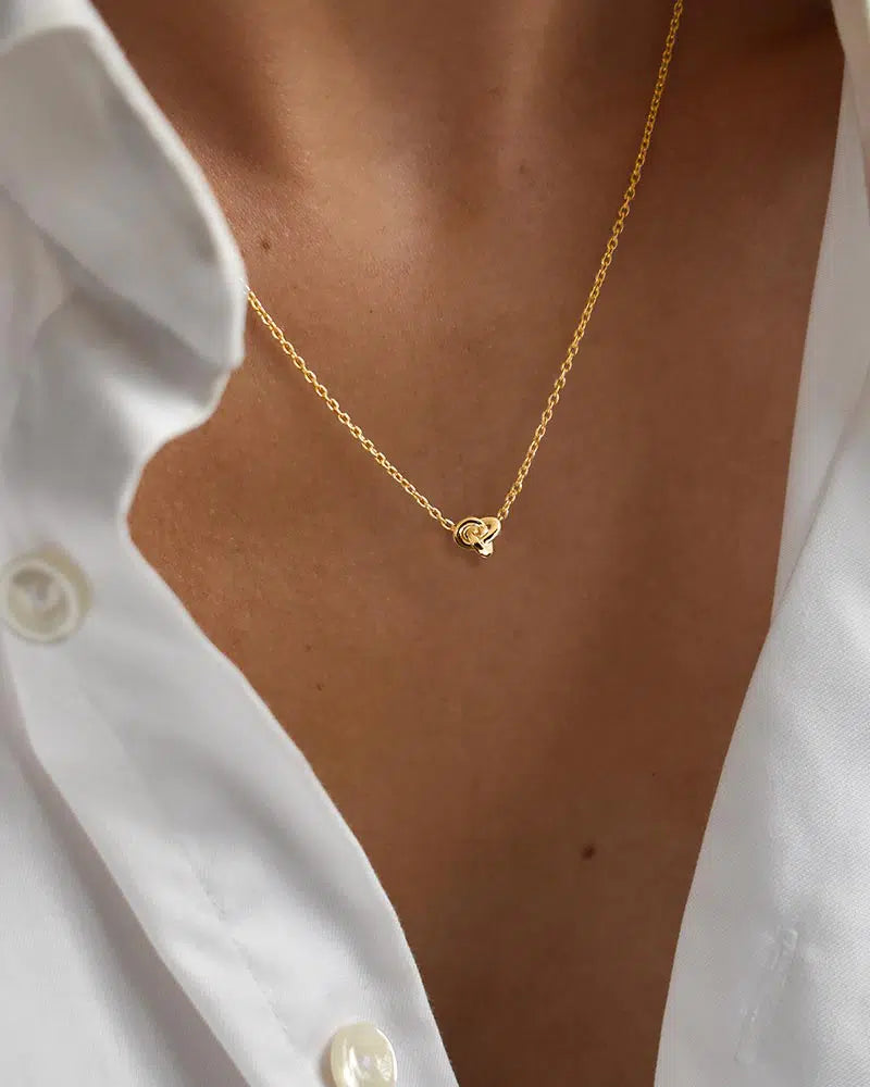 Le Knot drop necklace gold