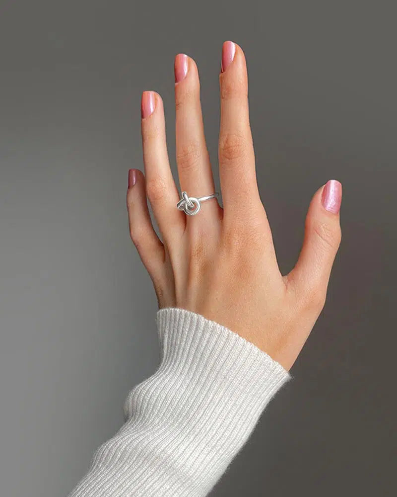 Le knot ring