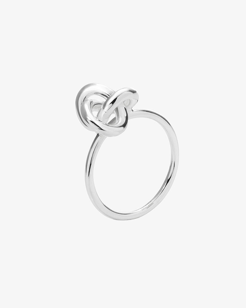Le knot ring
