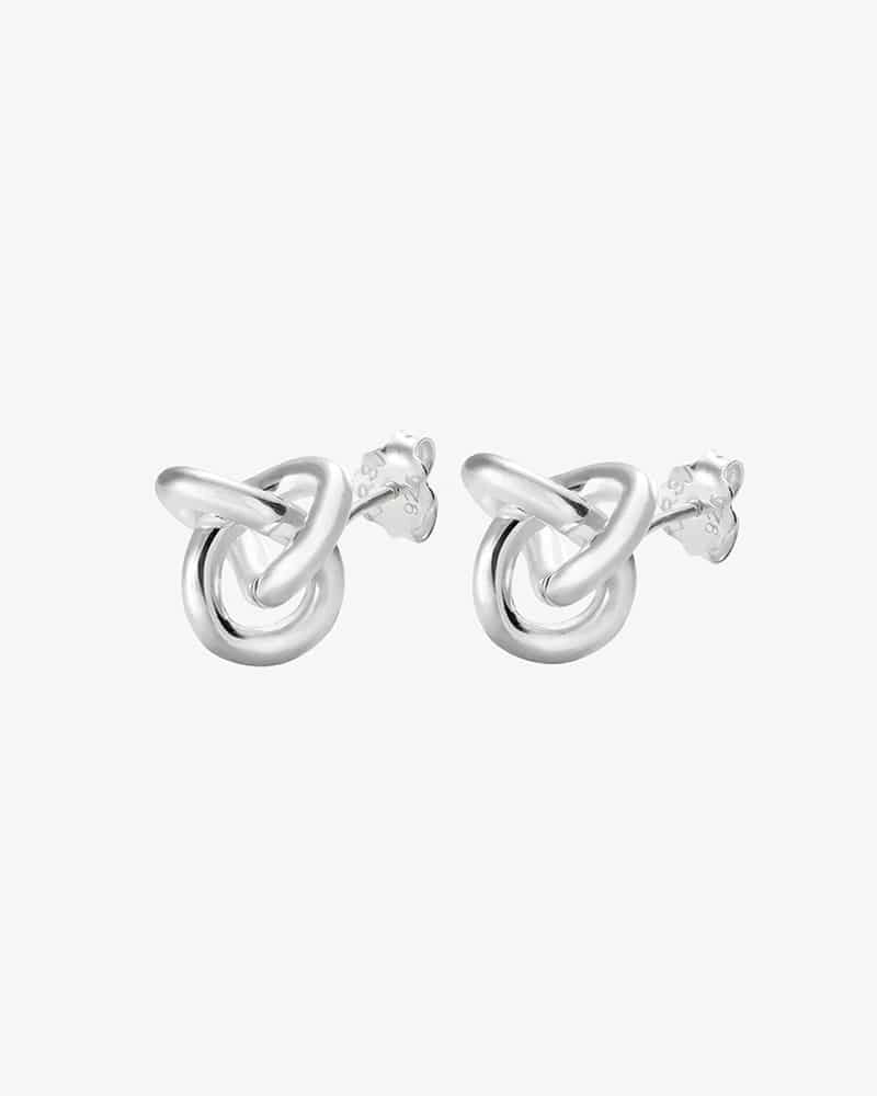 Le Knot studs