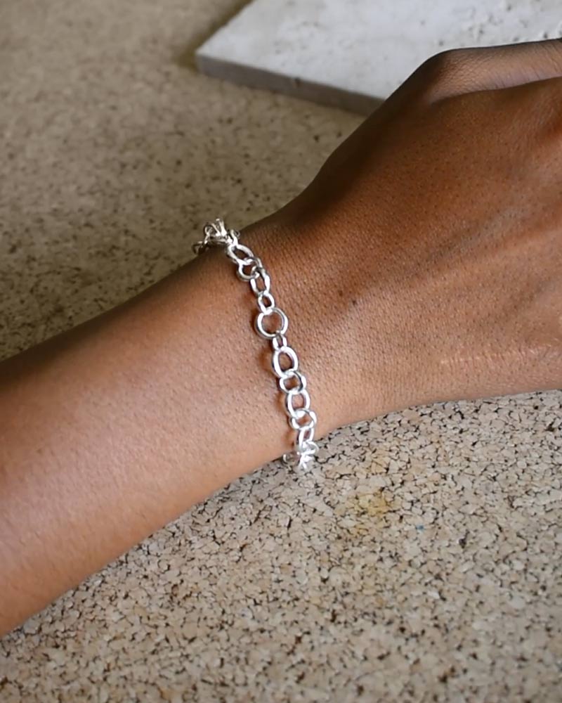 Les Amis drop chain bracelet