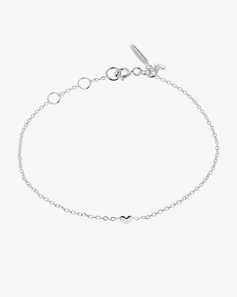Loving heart drop bracelet