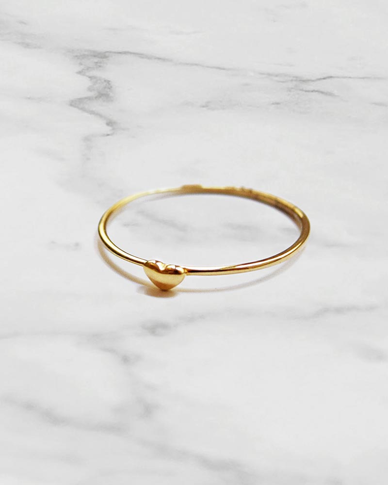 Loving heart drop ring gold