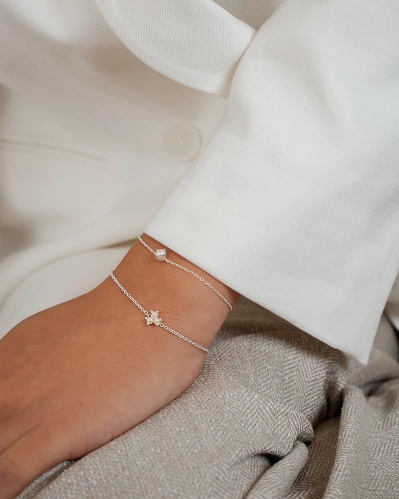 Petite Pearl bracelet