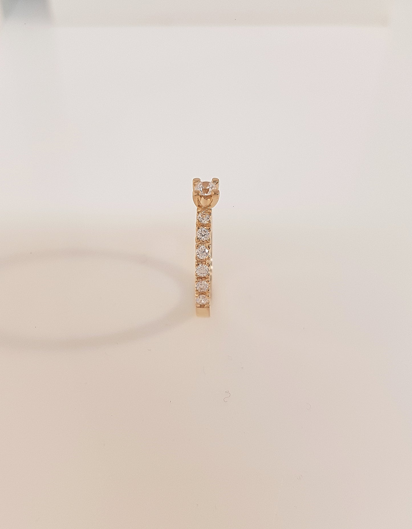 Molly 0.10ct + 12x0.02ct