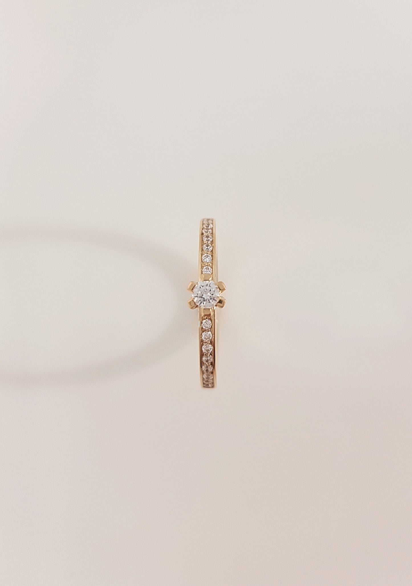 Rebecka 0,10 + 16x0075 ct