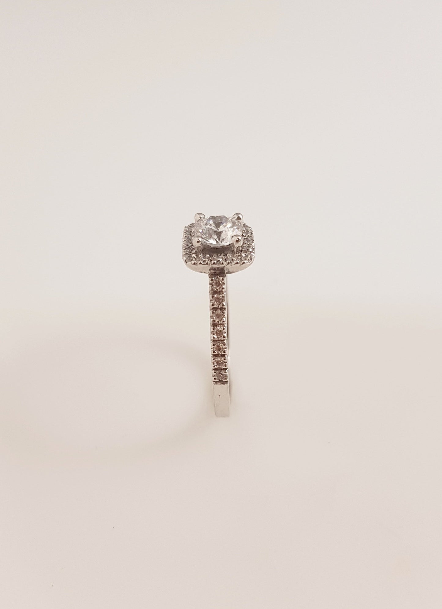Celine 0,40ct