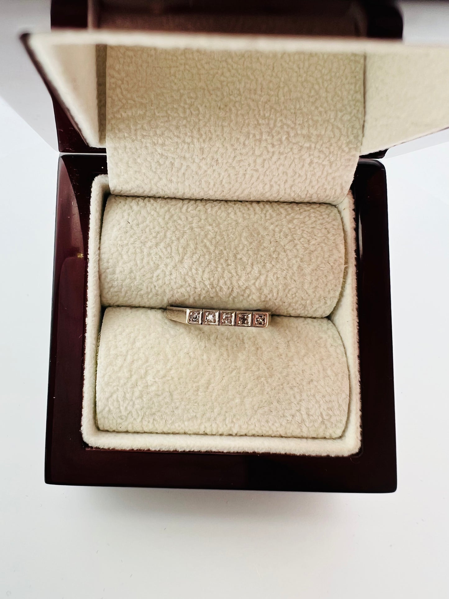 Second hand . Ring - stl. 17,0
