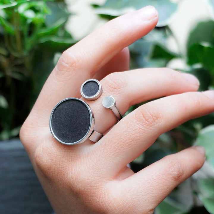 Luna Eclipse Ring