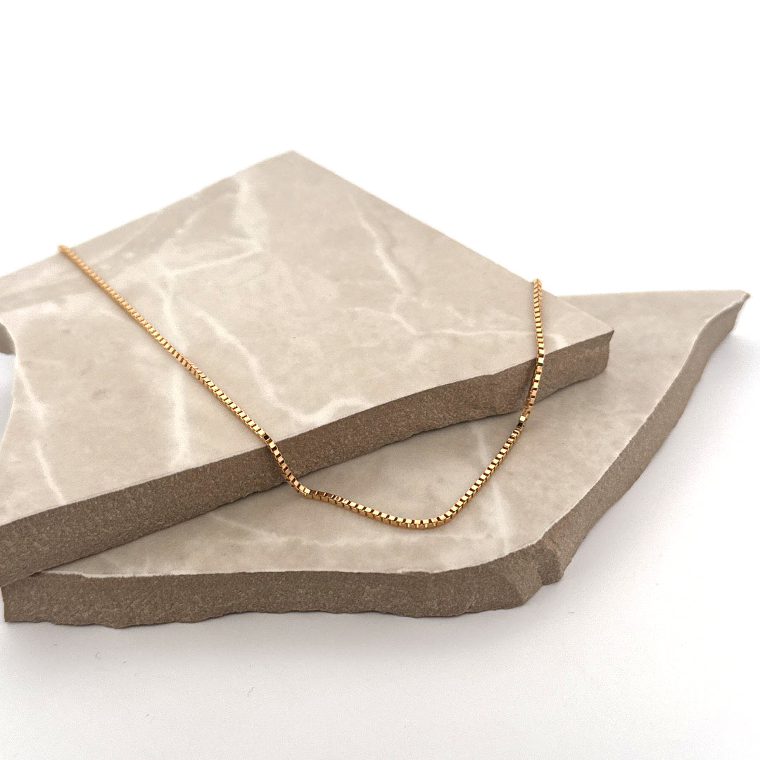 Second hand . Halsband - 56 cm