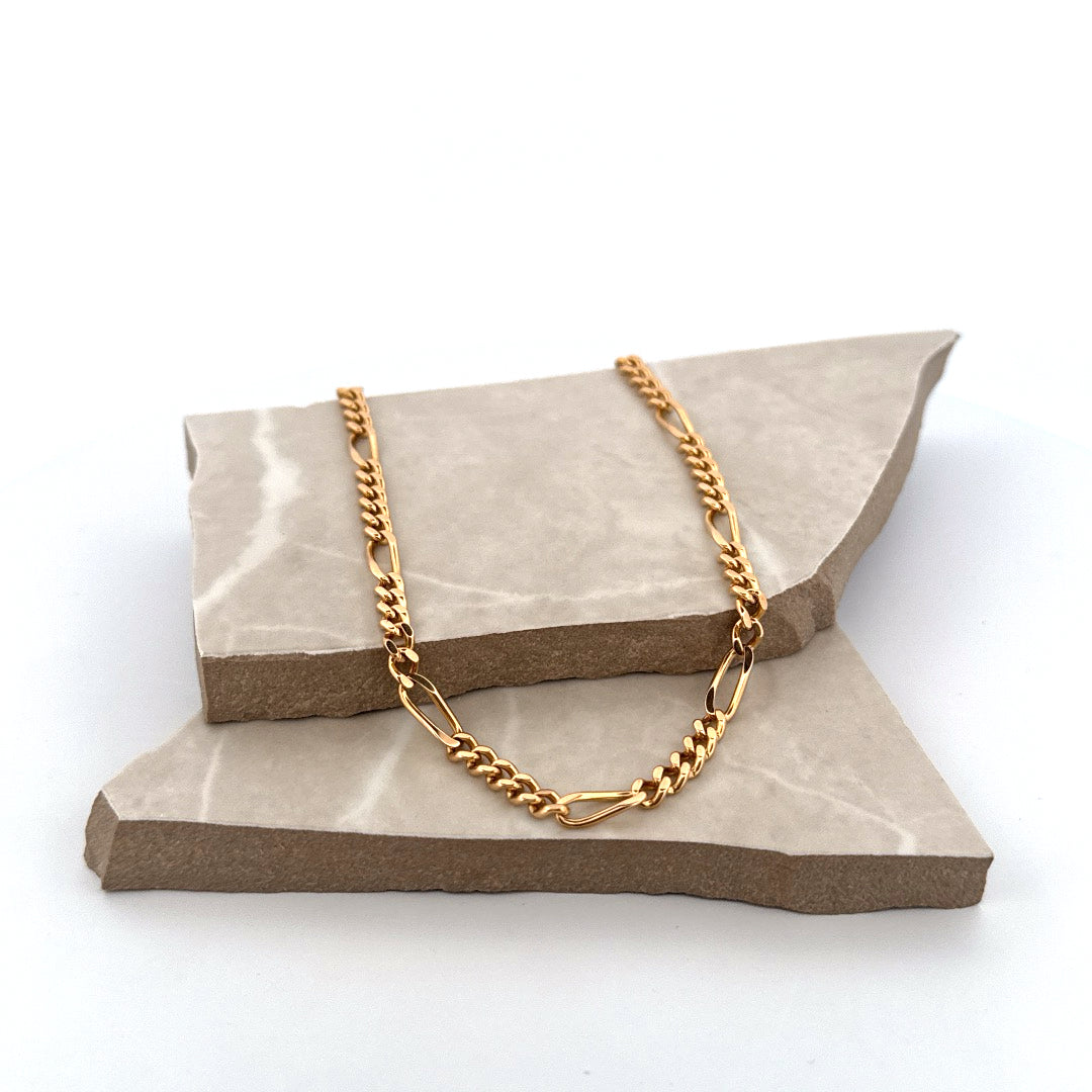 Second hand . Halsband - 56 cm