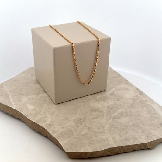 Second hand . Halsband - 38 cm