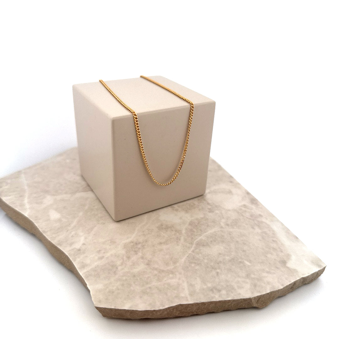 Second hand . Halsband - 55 cm