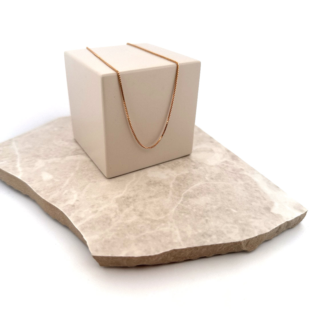 Second hand . Halsband - 38 cm