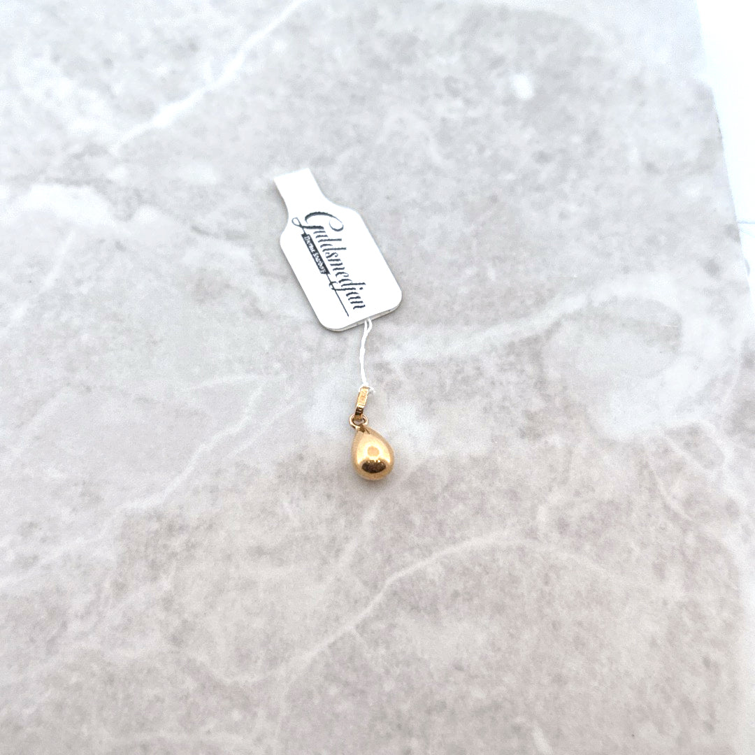 Second hand . Hänge