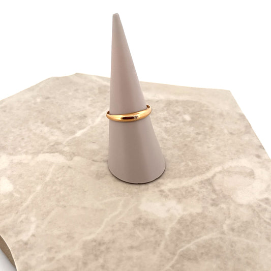 Second hand . Ring