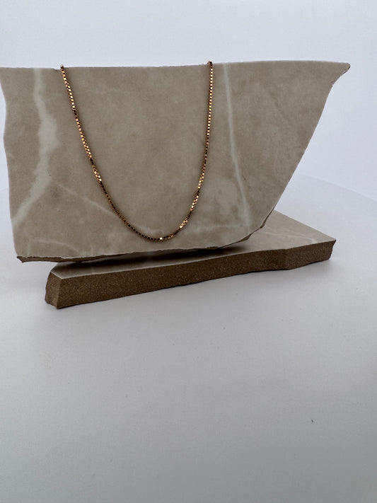 Second hand . Halsband - 45cm