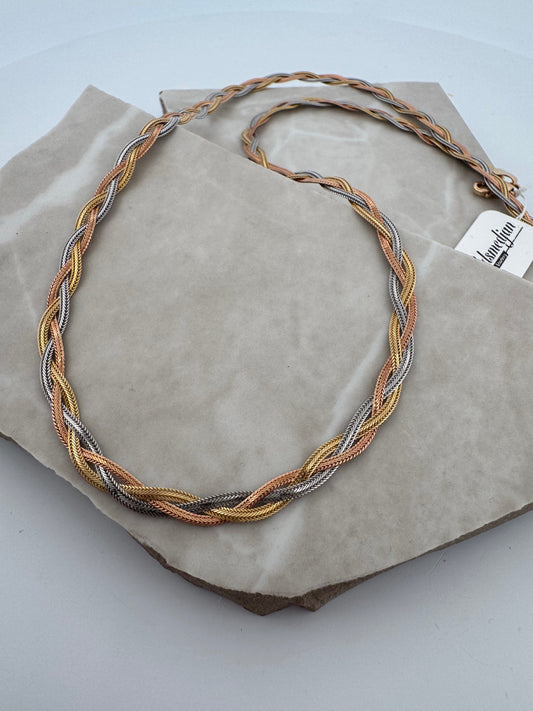 Second hand . Halsband - 42cm