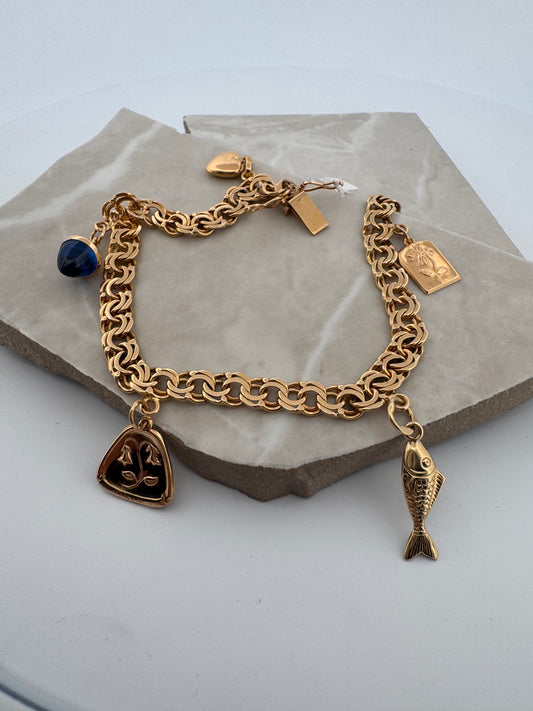 Second hand . Armband - 19 cm