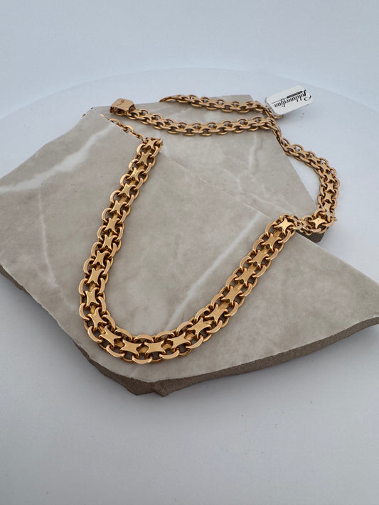 Second hand . Halsband - 50 cm