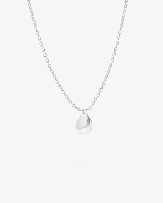 Lakeside drop necklace