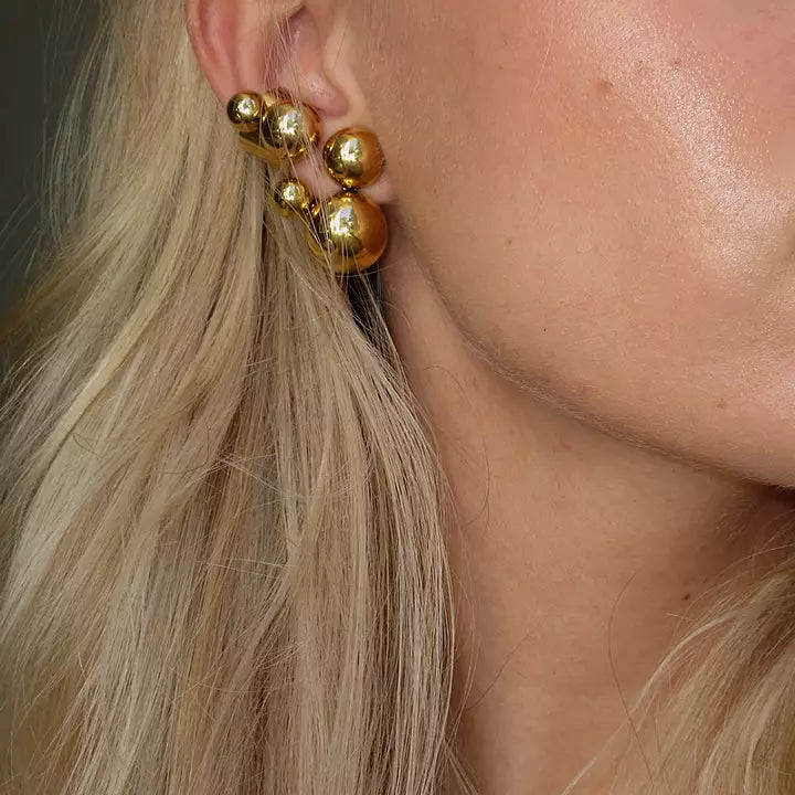 Solar Golden Earcuff