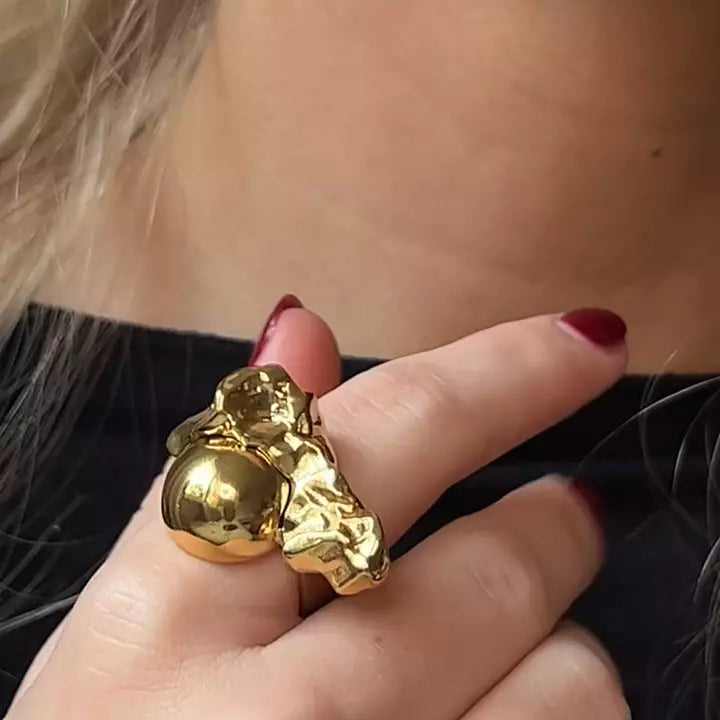 Halley Golden Ring